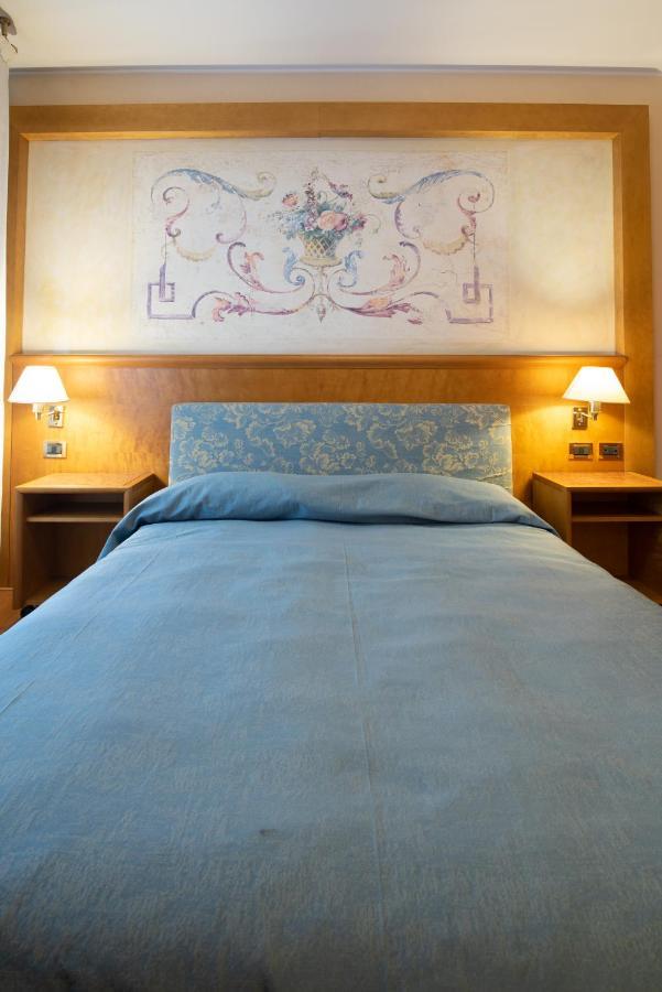La Fenice Aparthotel *